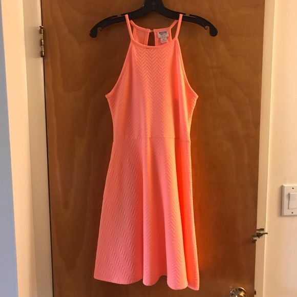 Peach skater skirt dress - Picture 1 of 1